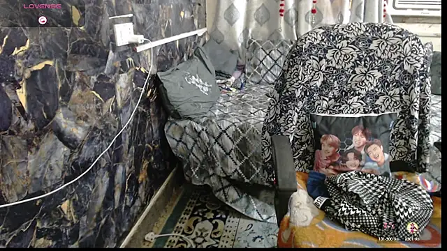 Snapshot of sexyrihana1 chatting on 09.16.25 sexyrihana1 online show from 09.16.25