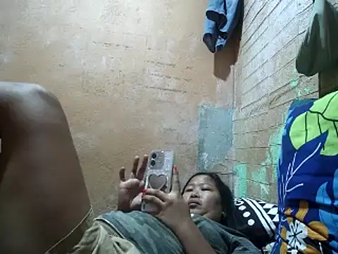 sweethotmom online show from 03.14.25
