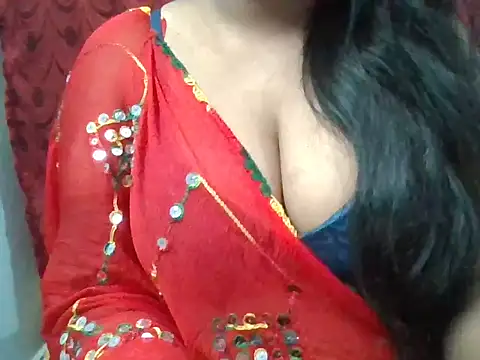 Snapshot of Roopshikha39 chatting on 12.06.24 Roopshikha39 online show from 12.06.24