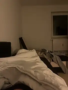 Snapshot of oroszlanw chatting on 01.07.25 oroszlanw online show from 01.07.25