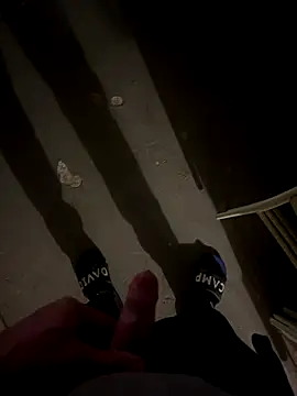 Snapshot of oroszlanw chatting on 10.12.25 oroszlanw online show from 10.12.25