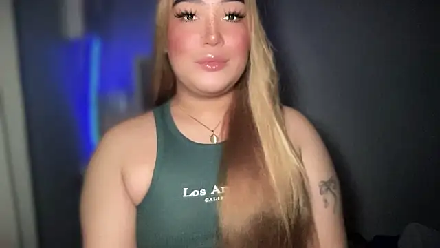 Snapshot of MissCataleyaxxx chatting on 09.23.25 MissCataleyaxxx online show from 09.23.25