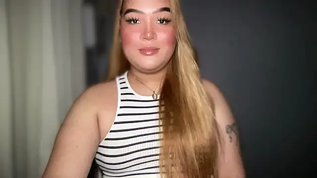 Snapshot of MissCataleyaxxx chatting on 11.03.25 MissCataleyaxxx online show from 11.03.25