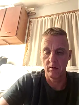 Snapshot of Wanking_Wiggiler chatting on 09.30.25 Wanking Wiggiler online show from 09.30.25