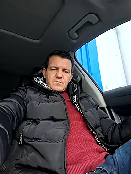 Snapshot of Hakocity2200 chatting on 11.19.25 Hakocity2200 online show from 11.19.25