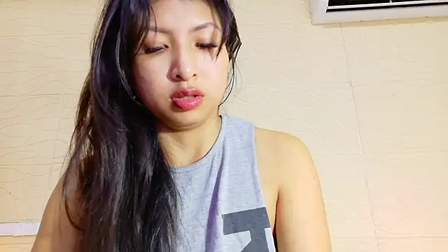 Snapshot of Sweet_baby_hellen chatting on 03.08.25 Sweet baby hellen online show from 03.08.25