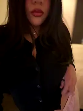 Snapshot of marcimaa chatting on 09.25.25 marcimaa online show from 09.25.25