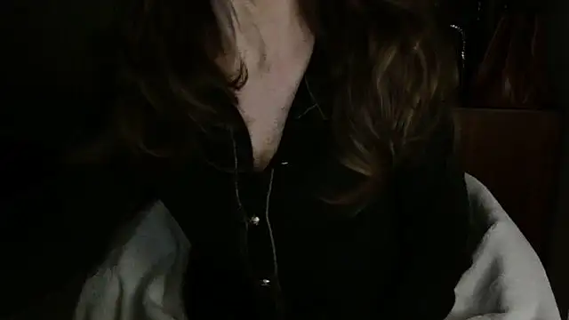 Snapshot of amara_2022 chatting on 11.12.25 amara 2022 online show from 11.12.25