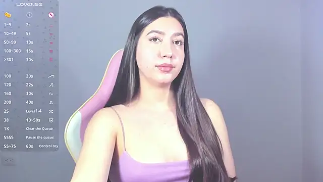 Snapshot of alice-love1 chatting on 01.11.25 alice-love1 online show from 01.11.25