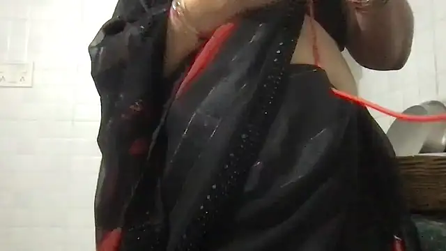 Snapshot of Riyasingh9 chatting on 01.22.25 Riyasingh9 online show from 01.22.25