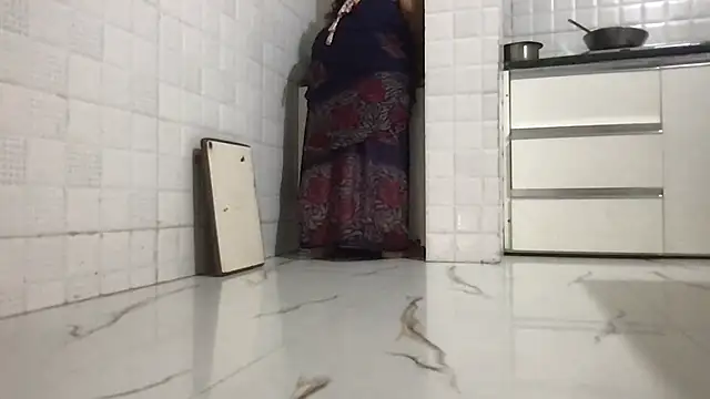 Snapshot of Riyasingh9 chatting on 09.30.25 Riyasingh9 online show from 09.30.25