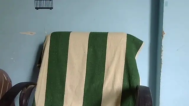 Snapshot of lovelydesi21 chatting on 11.16.25 lovelydesi21 online show from 11.16.25