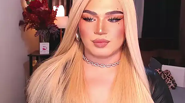 Snapshot of Bitch_Fowler69 chatting on 12.23.24 Bitch Fowler69 online show from 12.23.24