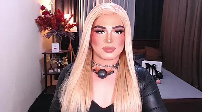 Snapshot of Bitch_Fowler69 chatting on 01.11.25 Bitch Fowler69 online show from 01.11.25