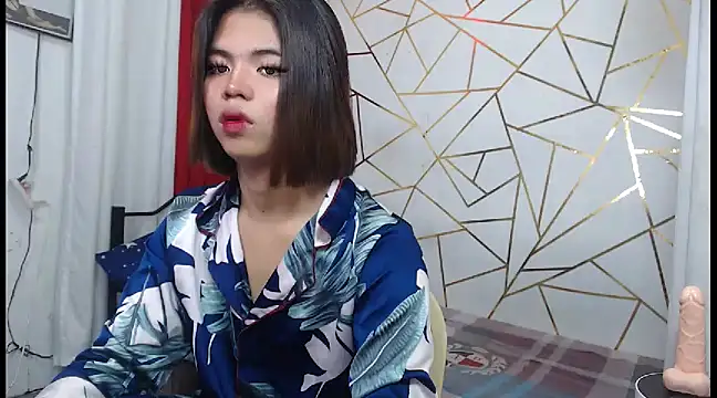 Snapshot of WildTsYhannaUncut chatting on 01.18.25 WildTsYhannaUncut online show from 01.18.25