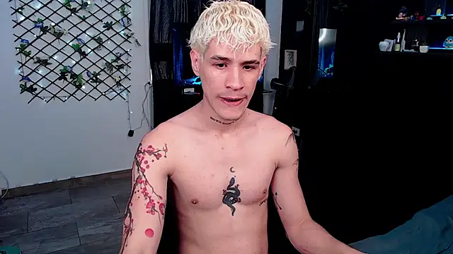 Snapshot of andybxby chatting on 01.24.25 andybxby online show from 01.24.25