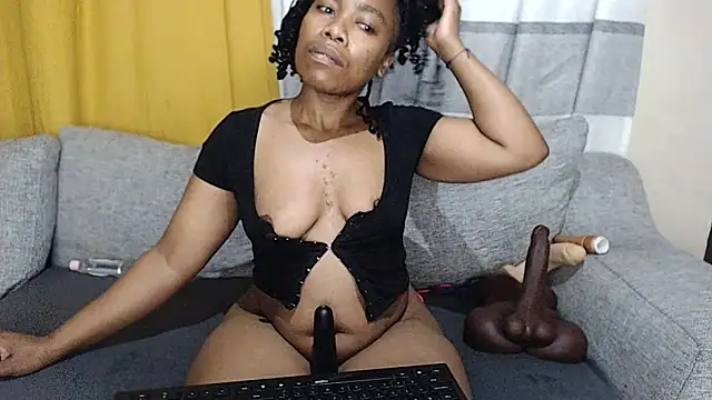 BELINDAXXXXX online show from 10.25.25