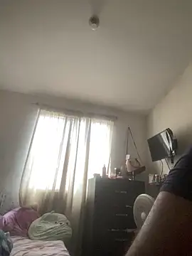 Snapshot of thegoldensexting420 chatting on 09.10.25 thegoldensexting420 online show from 09.10.25