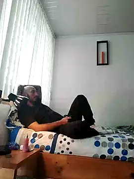 Snapshot of KenllyH chatting on 01.09.25 KenllyH online show from 01.09.25