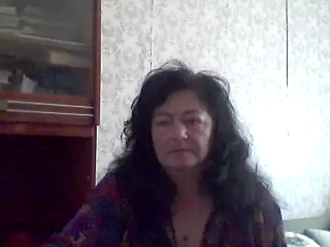GypsiQueen2 online show from 02.25.25
