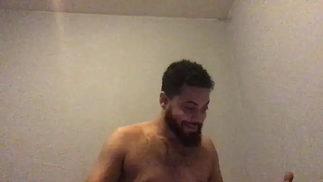 Snapshot of mondo29 chatting on 01.20.25 mondo29 online show from 01.20.25