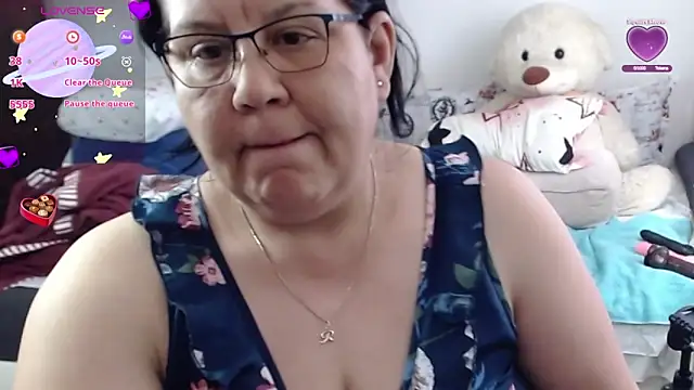 Snapshot of ANGEL_DEVIL chatting on 03.17.25 ANGEL DEVIL online show from 03.17.25