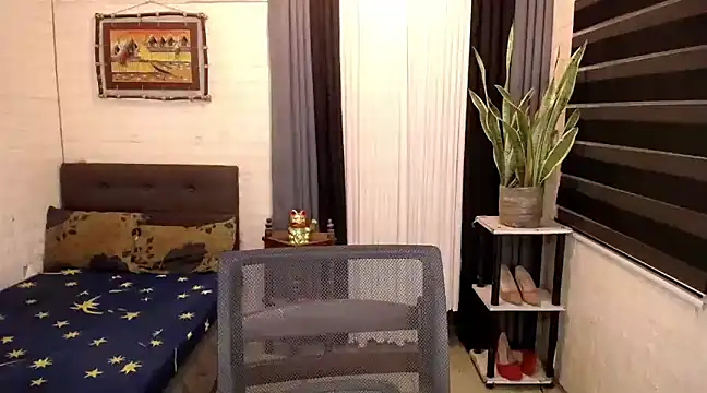 Snapshot of Yesha_harper chatting on 12.14.24 Yesha harper online show from 12.14.24