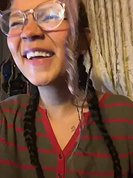 Snapshot of Hathorlove chatting on 01.31.25 Hathorlove online show from 01.31.25