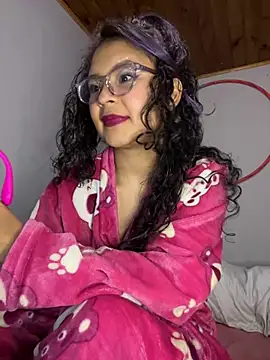 Snapshot of Hathorlove chatting on 03.09.25 Hathorlove online show from 03.09.25