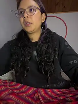 Snapshot of Hathorlove chatting on 03.11.25 Hathorlove online show from 03.11.25