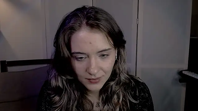 Snapshot of risha_laas chatting on 12.06.24 risha laas online show from 12.06.24