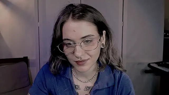 Snapshot of risha_laas chatting on 01.16.25 risha laas online show from 01.16.25