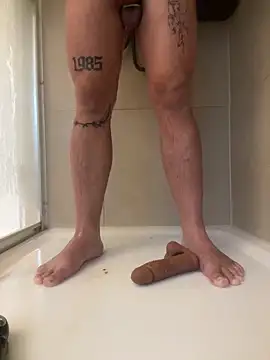 Snapshot of angelus112 chatting on 09.11.25 angelus112 online show from 09.11.25