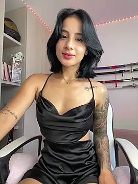 Snapshot of Ale_Lewis chatting on 02.23.25 Ale Lewis online show from 02.23.25