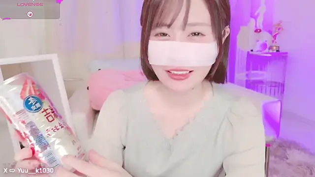 Snapshot of Yuu__k chatting on 12.03.24 Yuu  k online show from 12.03.24