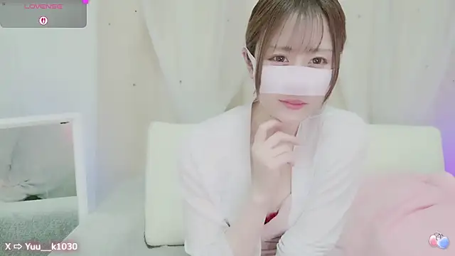 Snapshot of Yuu__k chatting on 03.03.25 Yuu  k online show from 03.03.25