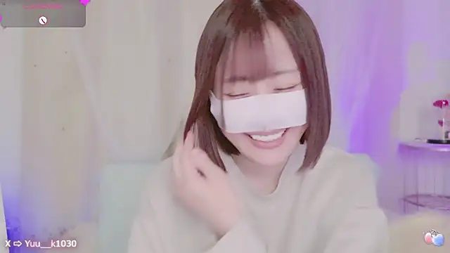 Snapshot of Yuu__k chatting on 03.05.25 Yuu  k online show from 03.05.25