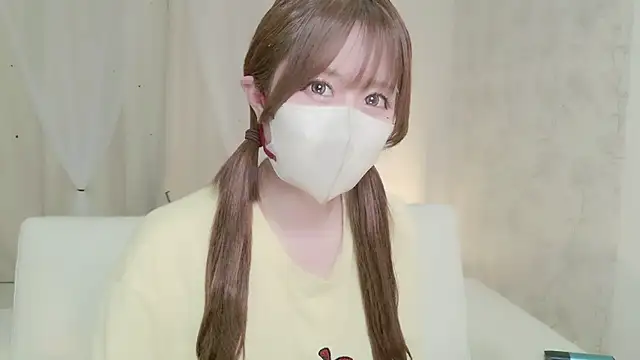 Snapshot of Yuu__k chatting on 09.22.25 Yuu  k online show from 09.22.25