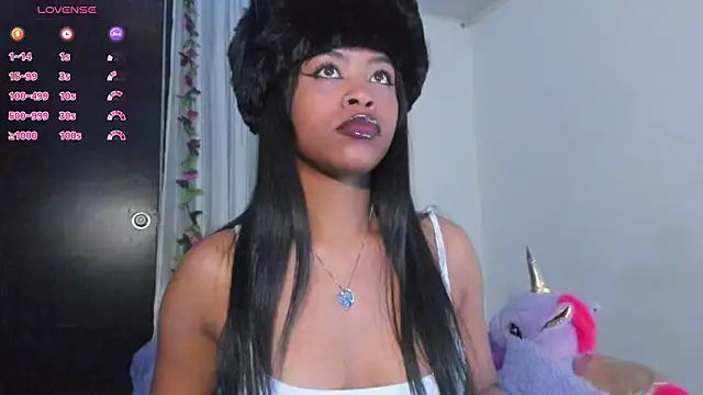 Snapshot of Mia_damm chatting on 03.15.25 Mia damm online show from 03.15.25