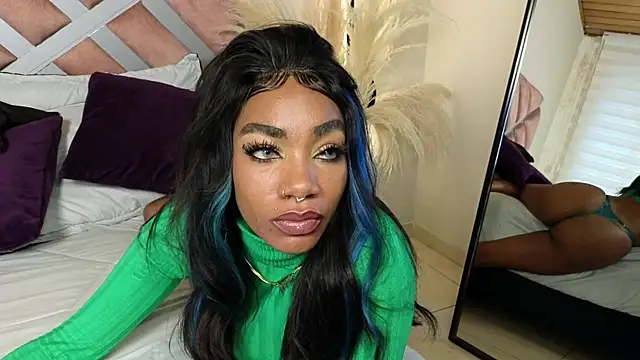 Snapshot of emely_brandon chatting on 02.27.25 emely brandon online show from 02.27.25