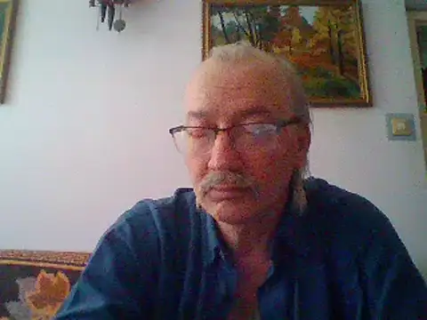 Snapshot of cumloverboyxx69 chatting on 02.25.25 cumloverboyxx69 online show from 02.25.25