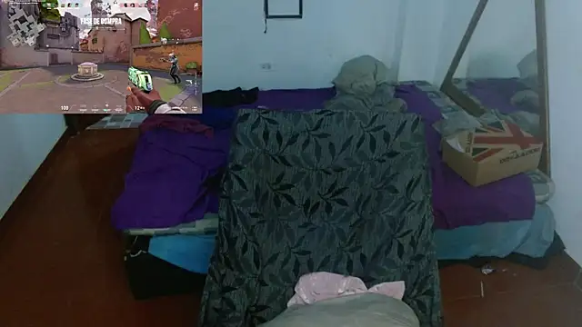 Snapshot of altairstudiosvip_ chatting on 12.10.24 altairstudiosvip  online show from 12.10.24