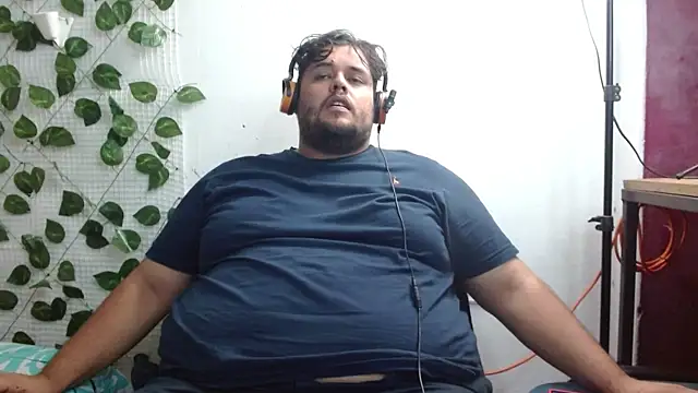 Snapshot of altairstudiosvip_ chatting on 02.05.25 altairstudiosvip  online show from 02.05.25