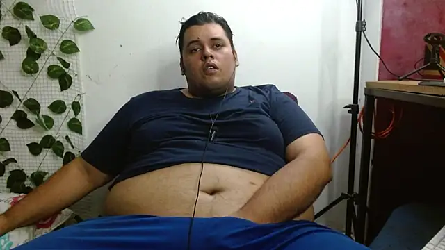 Snapshot of altairstudiosvip_ chatting on 02.15.25 altairstudiosvip  online show from 02.15.25