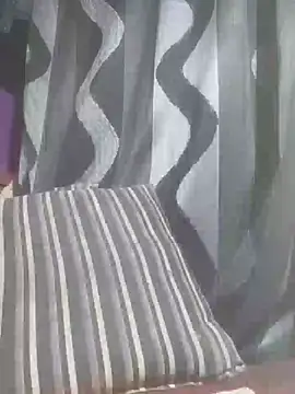 Snapshot of Hailey_BaileyXYZ chatting on 12.11.24 Hailey BaileyXYZ online show from 12.11.24