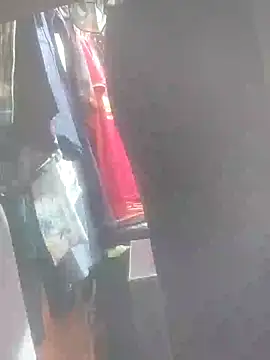 Snapshot of Hailey_BaileyXYZ chatting on 12.18.24 Hailey BaileyXYZ online show from 12.18.24