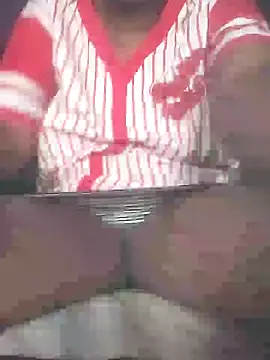 Snapshot of Hailey_BaileyXYZ chatting on 01.01.25 Hailey BaileyXYZ online show from 01.01.25