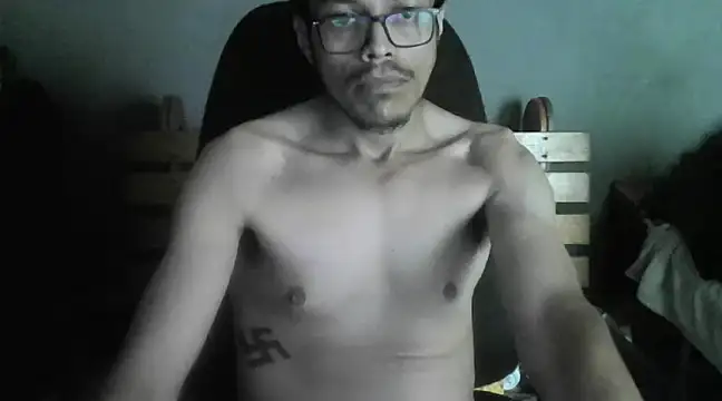 Snapshot of jonathan_jesus chatting on 12.15.24 jonathan jesus online show from 12.15.24