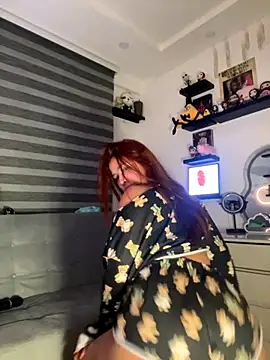 Snapshot of crystal_bunny7 chatting on 09.25.25 crystal bunny7 online show from 09.25.25