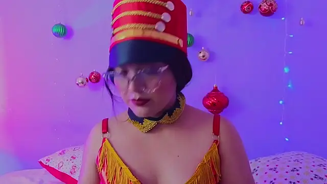 Snapshot of Tilatequilas chatting on 12.26.24 Tilatequilas online show from 12.26.24